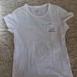 Vineyard Vines T-shirt